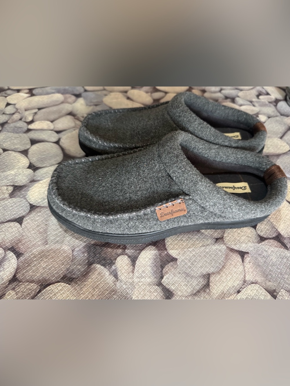 dearfoams Men's Dark Gray Felt Slip-On Clog Loafers with Brown Accent
